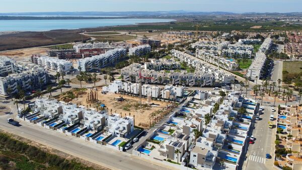 Apartment in Guardamar del Segura, Spain, 85m² - image 17
