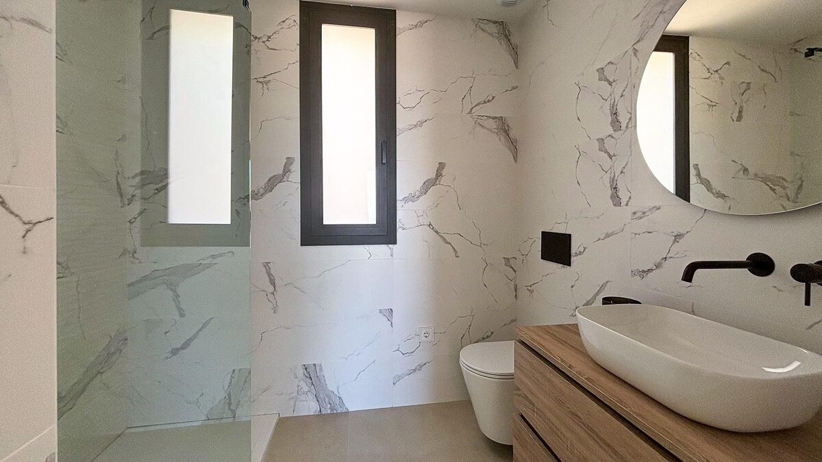 Villa with 4 bedrooms, 183m² in Polop, Spain [ID: 0137-SP1491]