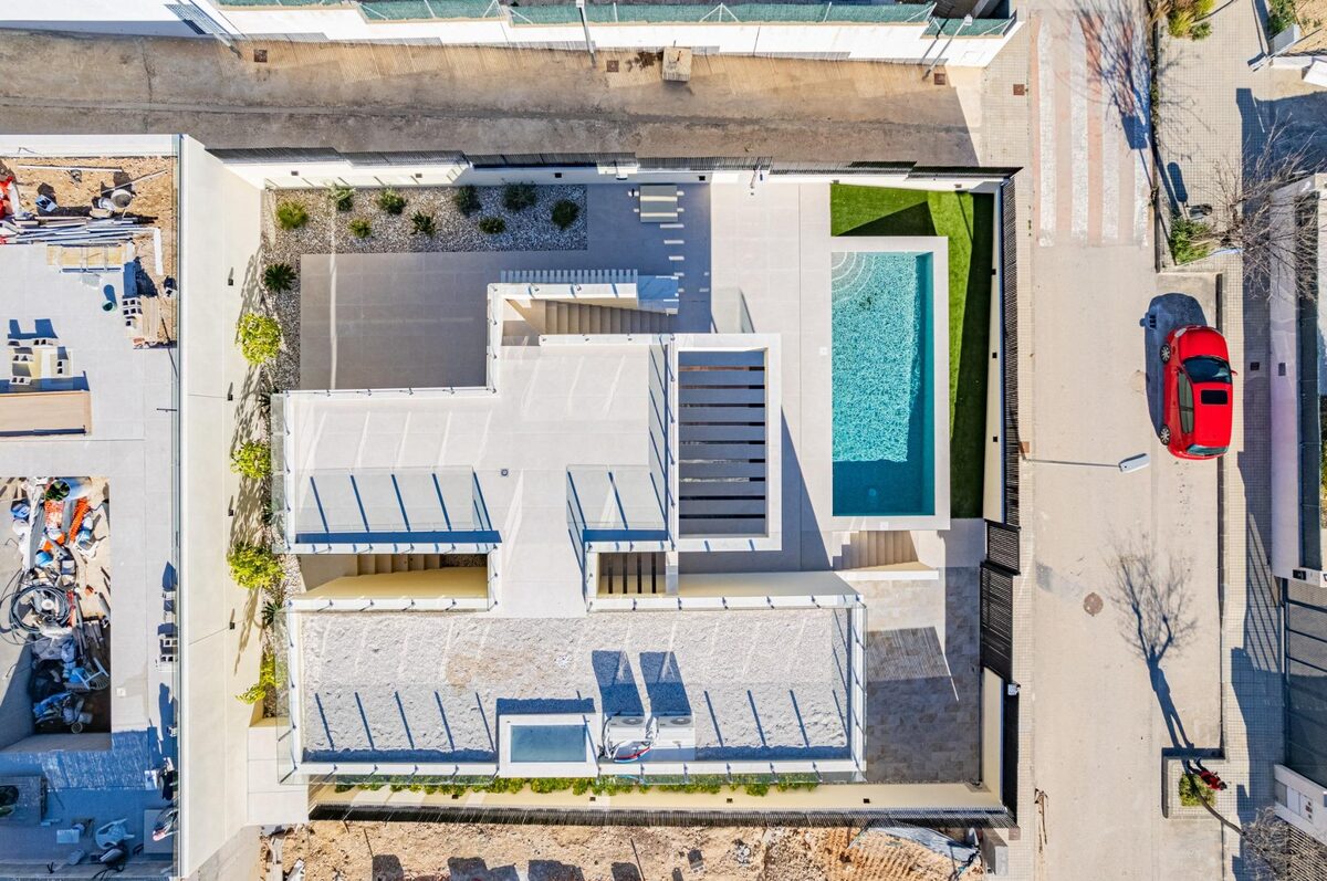Villa with 4 bedrooms, 200m² in Polop, Spain [ID: 0137-N9602]