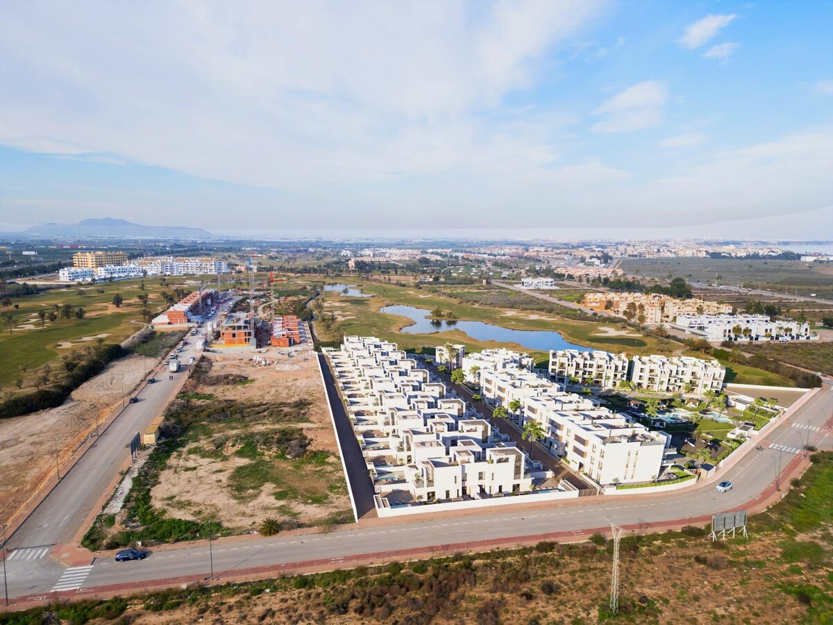 Penthouse z 2 sypialniami, 70m² w Los Alcazares, Hiszpania [ID: 0137-N9642]