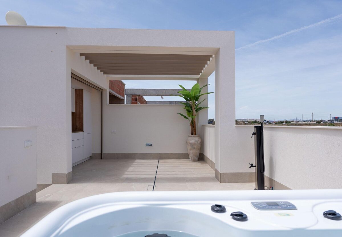 Dom z 3 sypialniami, 99m² w Los Alcazares, Hiszpania [ID: 0137-N9636]