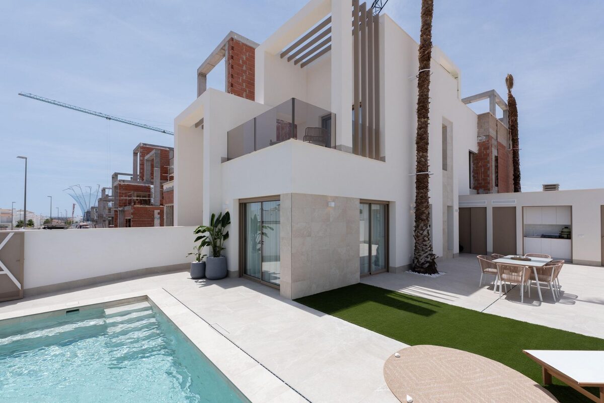 Dom z 3 sypialniami, 99m² w Los Alcazares, Hiszpania [ID: 0137-N9636]