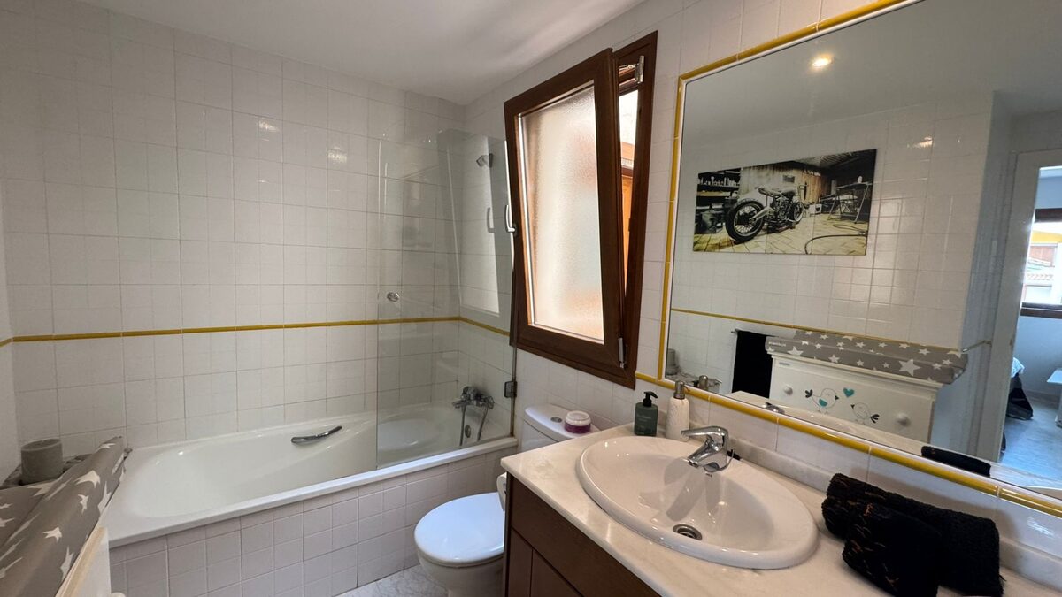 Apartment with 2 bedrooms, 106m² in Punta Prima, Spain [ID: 0150-LS-0903]