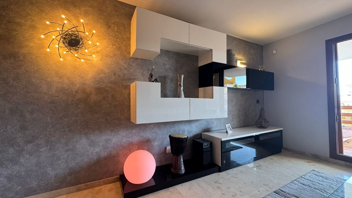 Apartment with 2 bedrooms, 106m² in Punta Prima, Spain [ID: 0150-LS-0903]
