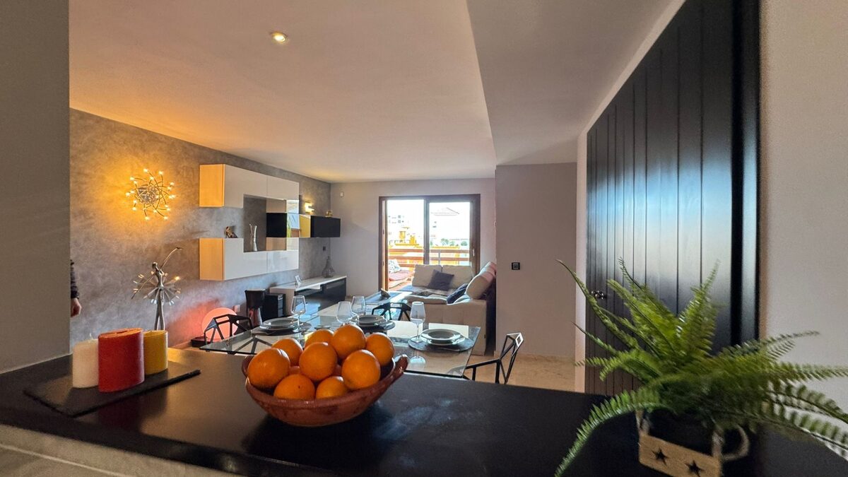 Apartment with 2 bedrooms, 106m² in Punta Prima, Spain [ID: 0150-LS-0903]