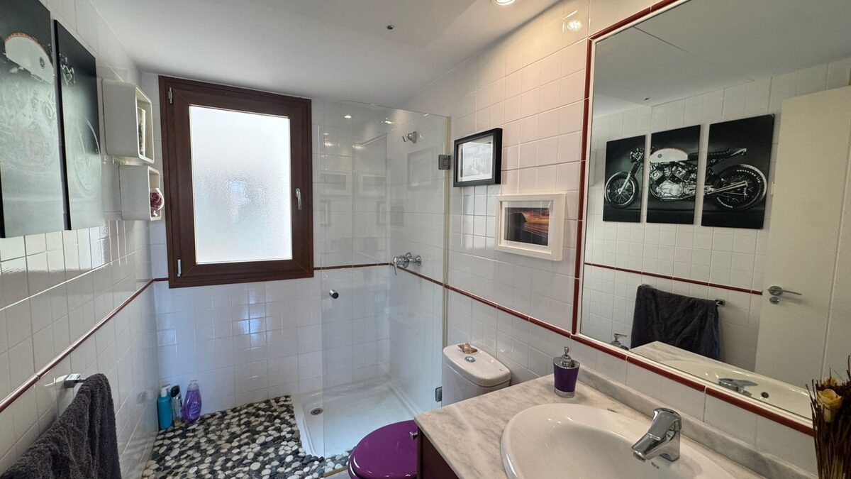 Apartment with 2 bedrooms, 106m² in Punta Prima, Spain [ID: 0150-LS-0903]
