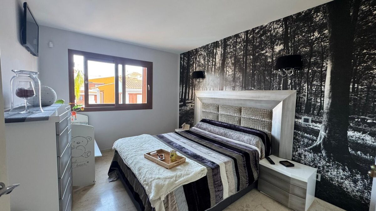 Apartment with 2 bedrooms, 106m² in Punta Prima, Spain [ID: 0150-LS-0903]