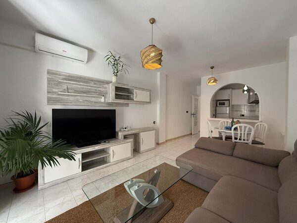 Квартира в Торрев'єха, Іспанія, 73м² - зображення 3