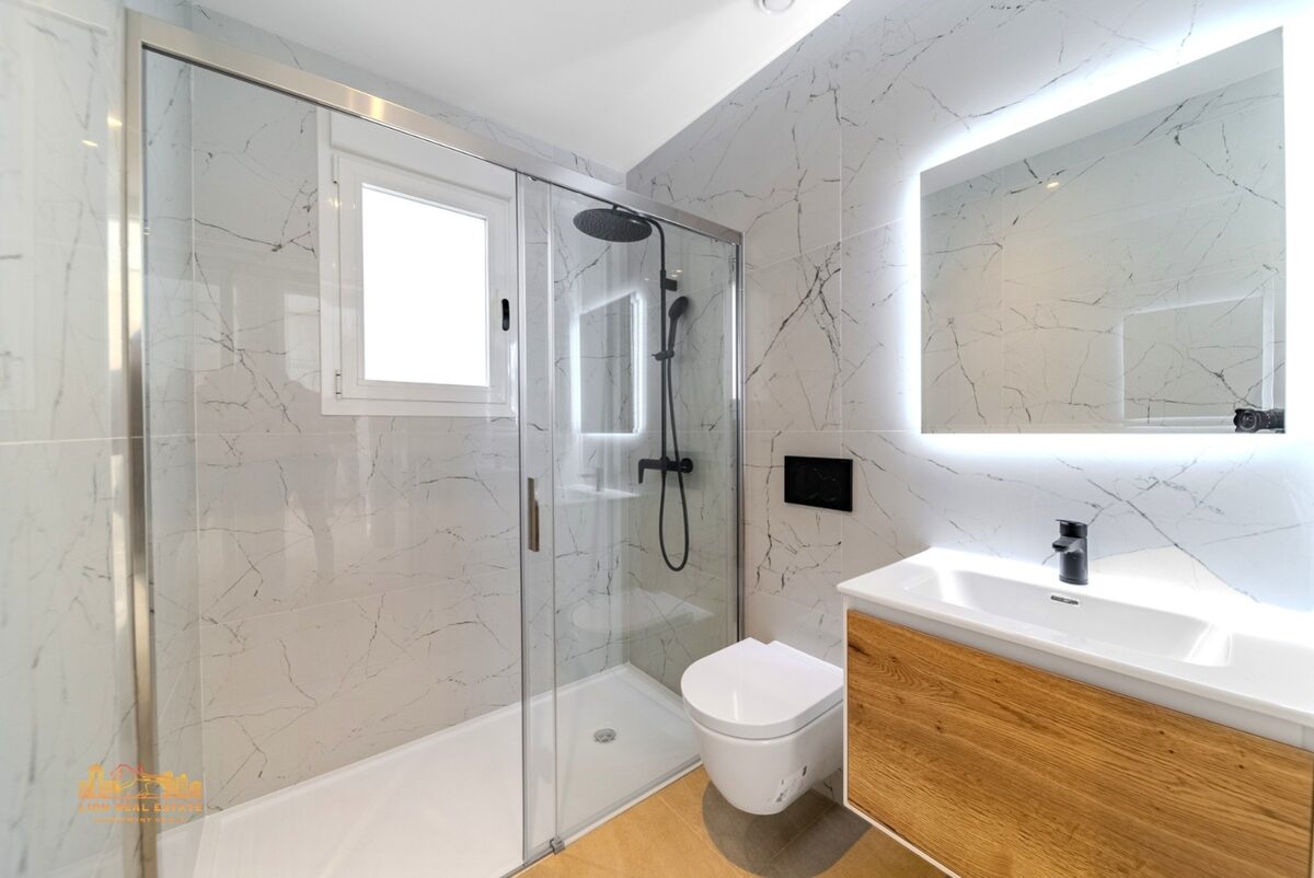 Квартира з 2 спальнями, 81м² в Торрев'єха, Іспанія [ID: 0150-LS-2403]