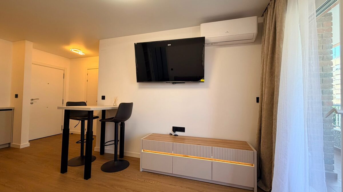 Квартира с 2 спальнями, 60м² в Пунта Прима, Испания [ID: 0150-LS-0304]