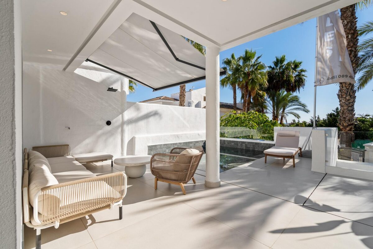 Apartament z 4 sypialniami, 270m² w Estepona, Hiszpania [ID: 0137-SP1562]