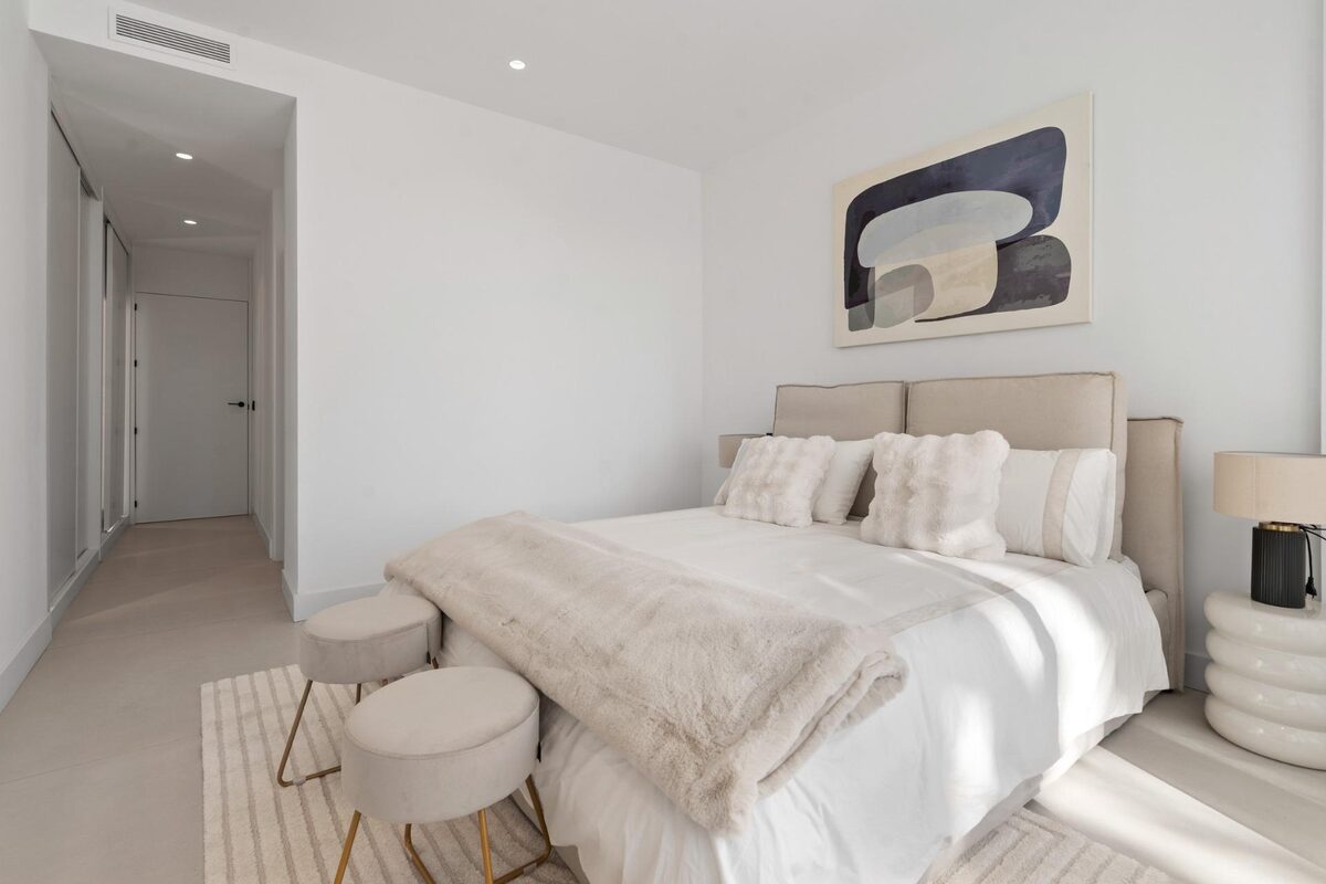 Apartament z 4 sypialniami, 270m² w Estepona, Hiszpania [ID: 0137-SP1562]