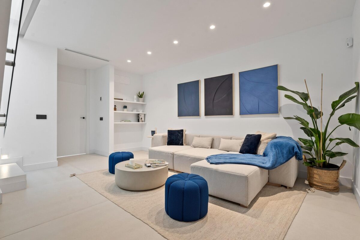 Квартира з 5 спальнями, 255м² в Естепона, Іспанія [ID: 0137-SP1563]
