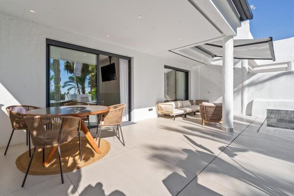 Apartament w Estepona, Hiszpania, 255m² - obraz 4