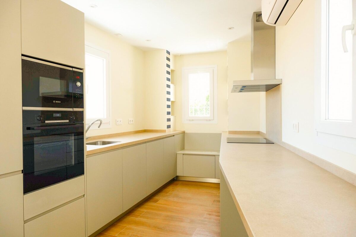 Townhouse with 2 bedrooms, 118m² in Малага, Spain [ID: 0137-SP1555]