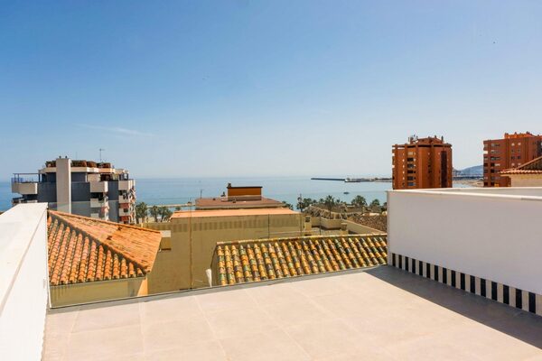 Townhouse in Малага, Spain, 118m² - image 2