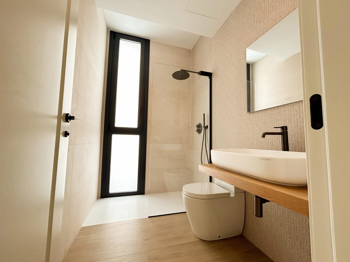 Townhouse with 3 bedrooms, 252m² in Малага, Spain [ID: 0137-SP1553]