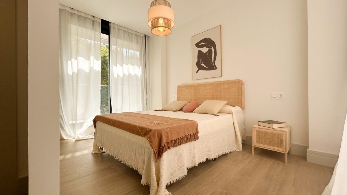 Townhouse with 3 bedrooms, 252m² in Малага, Spain [ID: 0137-SP1553]