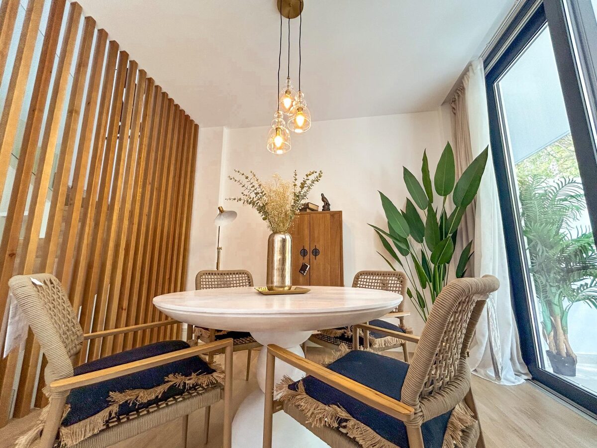 Townhouse with 3 bedrooms, 252m² in Малага, Spain [ID: 0137-SP1553]