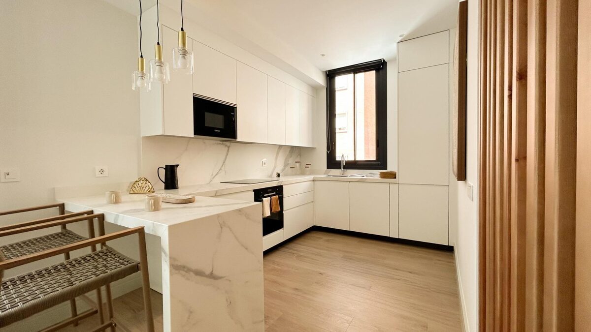 Townhouse with 3 bedrooms, 252m² in Малага, Spain [ID: 0137-SP1553]