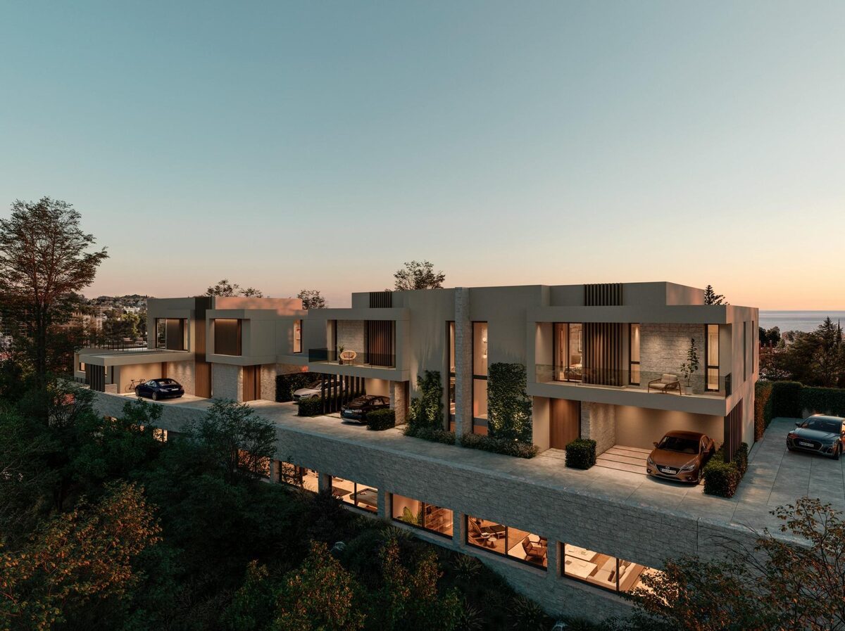 Townhouse with 3 bedrooms, 315m² in Малага, Spain [ID: 0137-SP1556]