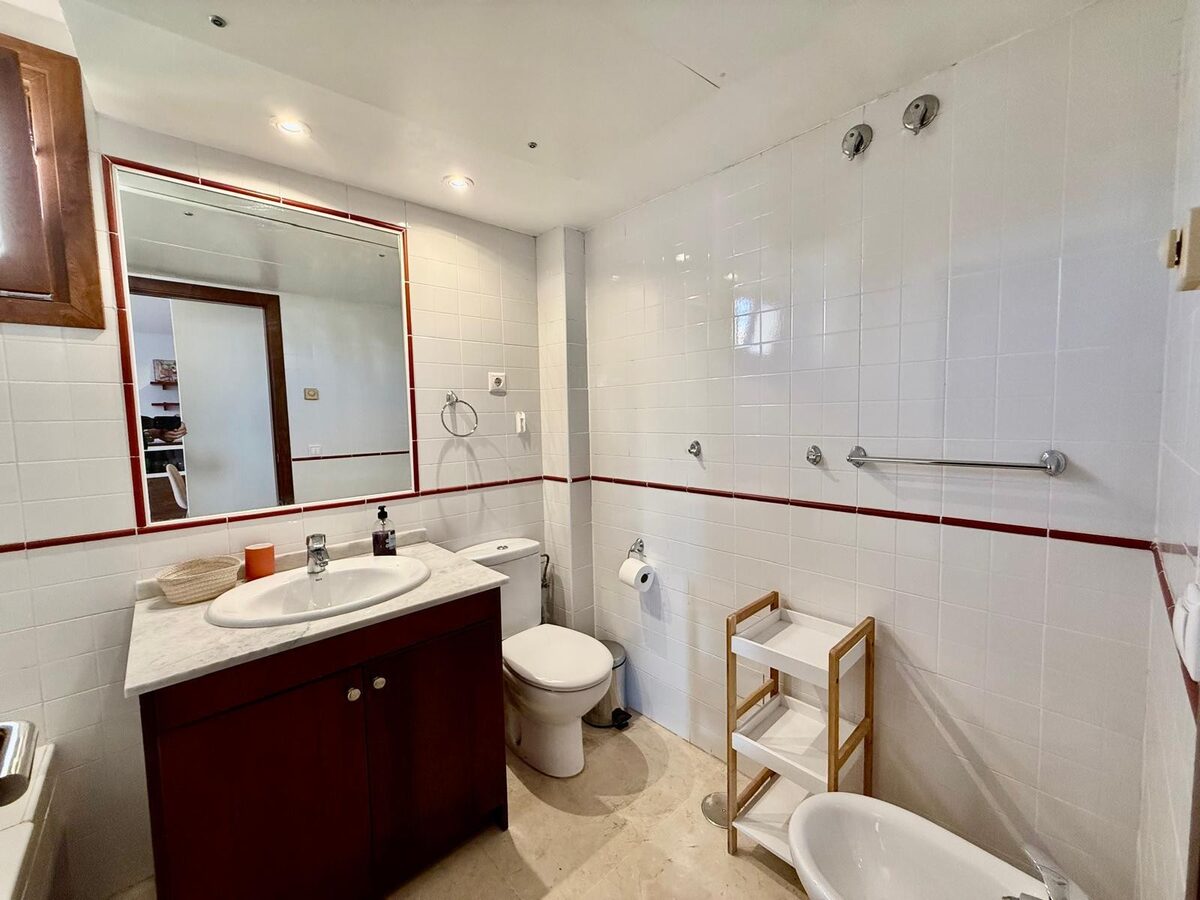 Apartment with 2 bedrooms in Punta Prima, Spain [ID: 0150-LS-1404]