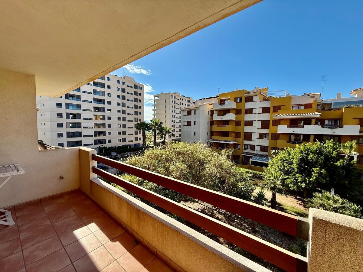Apartment with 2 bedrooms in Punta Prima, Spain [ID: 0150-LS-1404]