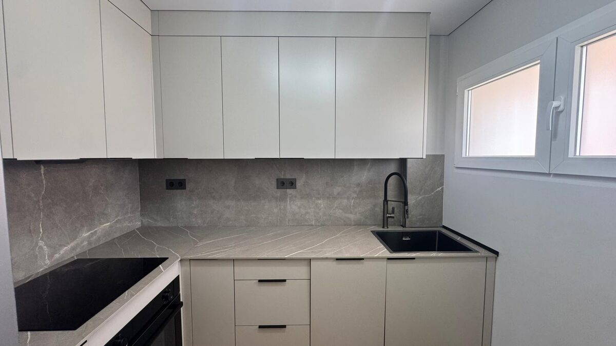 Apartment with 3 bedrooms, 91m² in Punta Prima, Spain [ID: 0150-LS-2904]
