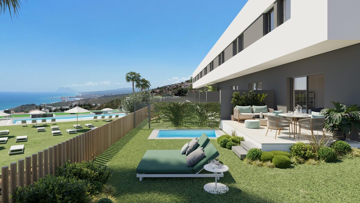 Townhouse with 3 bedrooms, 125m² in Manilva, Spain [ID: 0137-SP0811]
