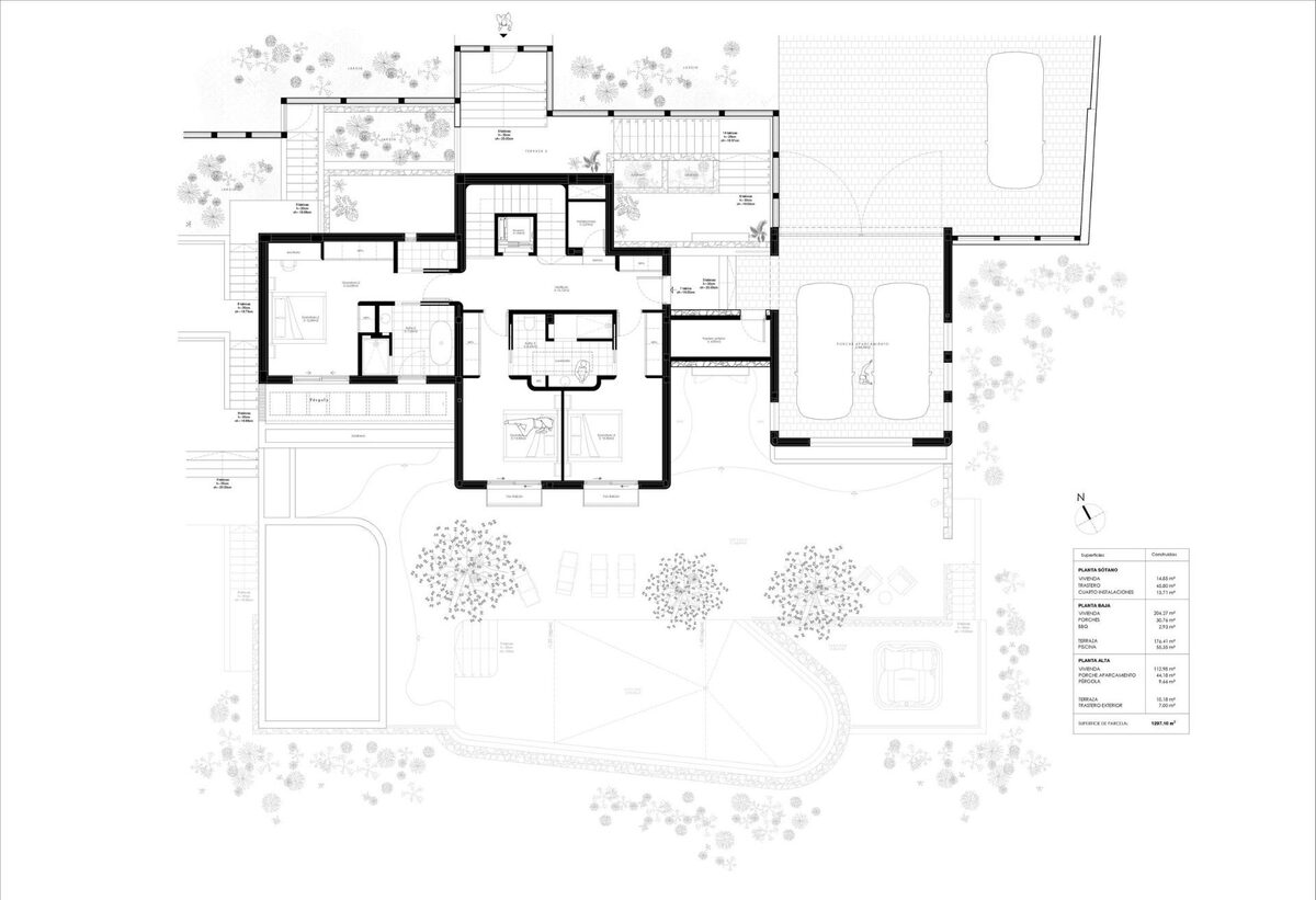 Вилла с 4 спальнями, 496м² в Алтея, Испания [ID: 0137-N9775]