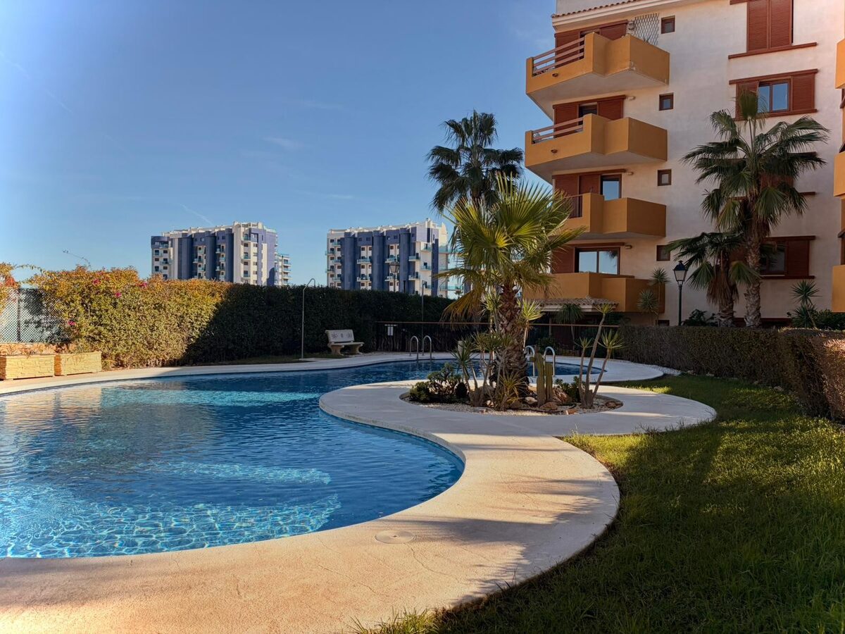 Квартира з 2 спальнями, 96м² в Пунта Пріма, Іспанія [ID: 0150-LS-2205]