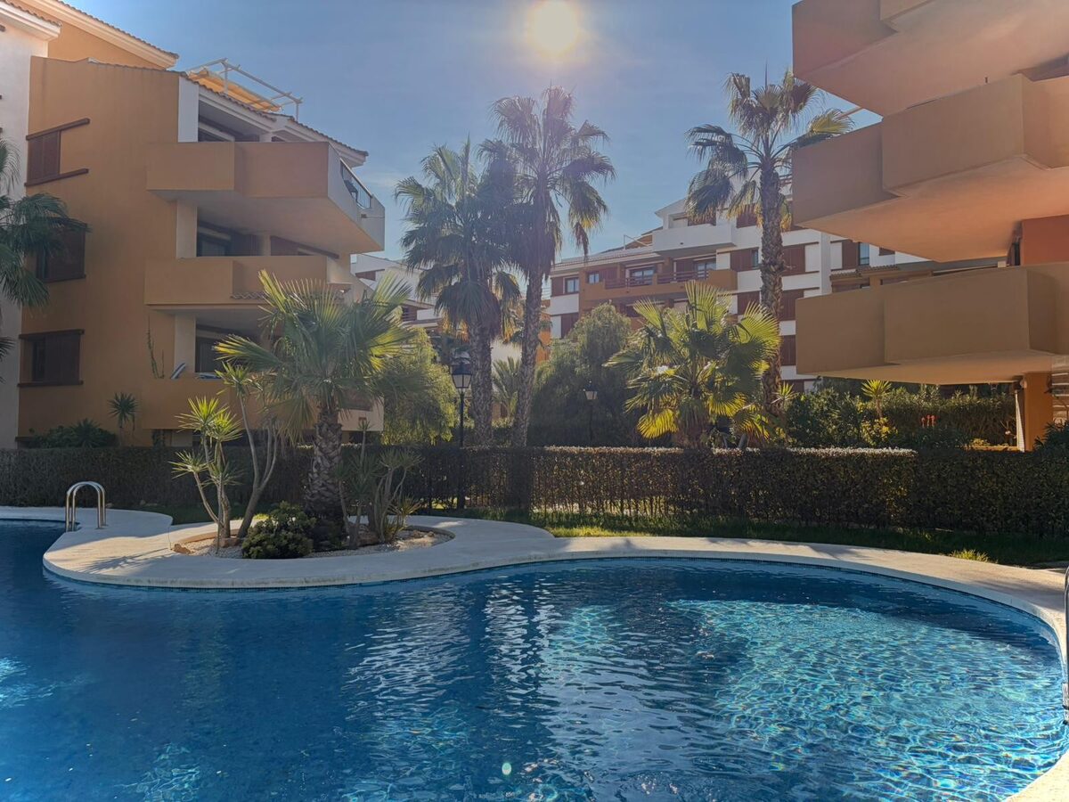 Квартира з 2 спальнями, 96м² в Пунта Пріма, Іспанія [ID: 0150-LS-2205]