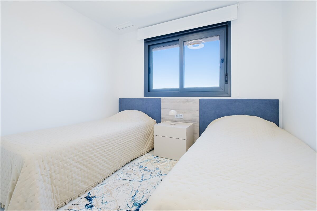 Квартира з 3 спальнями, 116м² в Пунта Пріма, Іспанія [ID: 0150-LR-2505]
