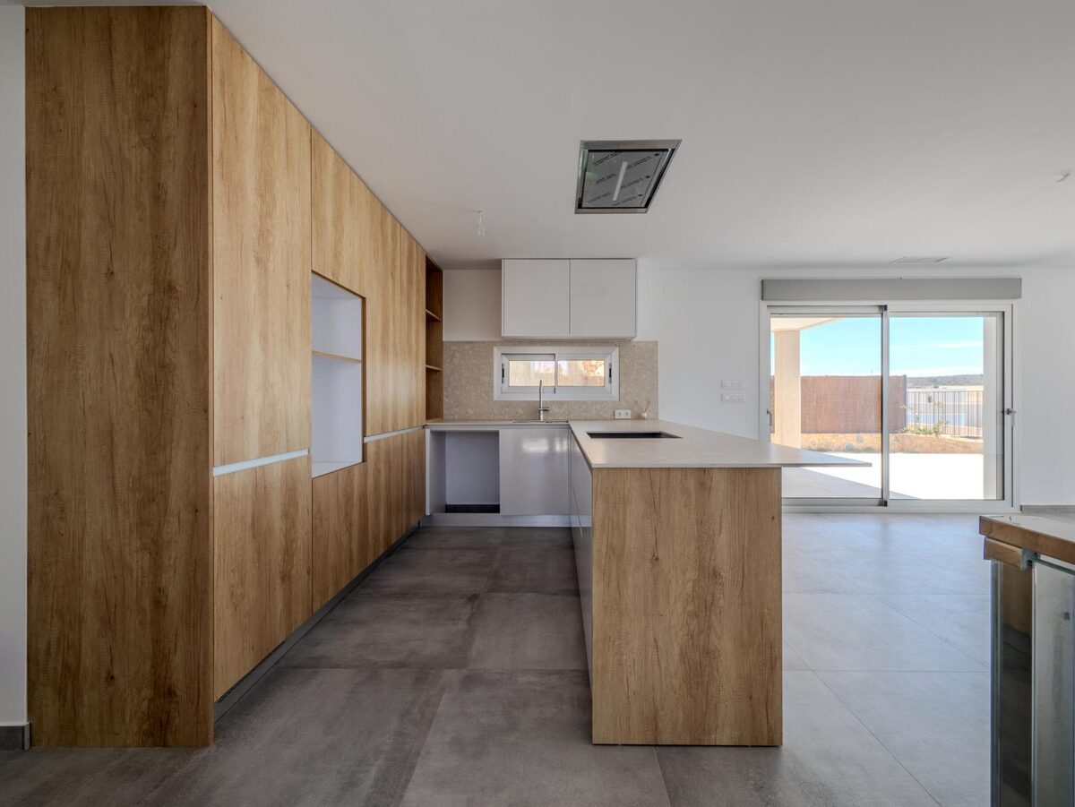 Villa with 4 bedrooms, 235m² in Algorfa, Spain [ID: 0137-N9818]