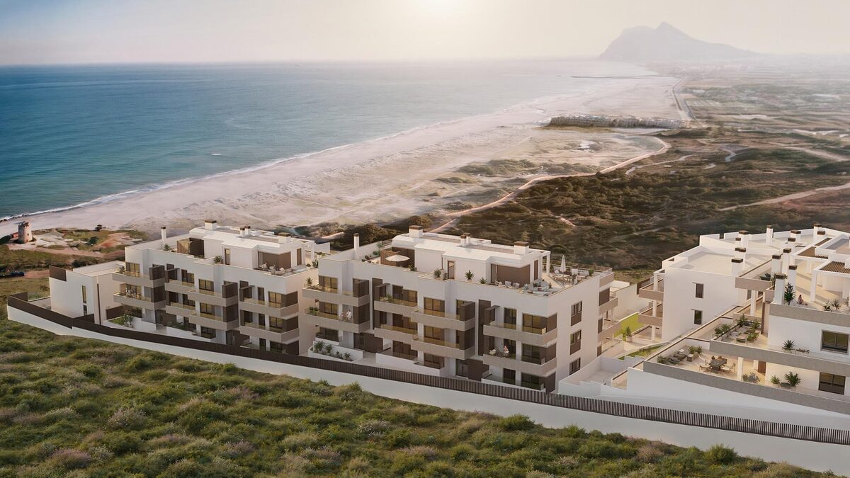 Dom szeregowy z 2 sypialniami, 206m² w la-linea-de-la-concepcion, Hiszpania [ID: 0137-N9808]