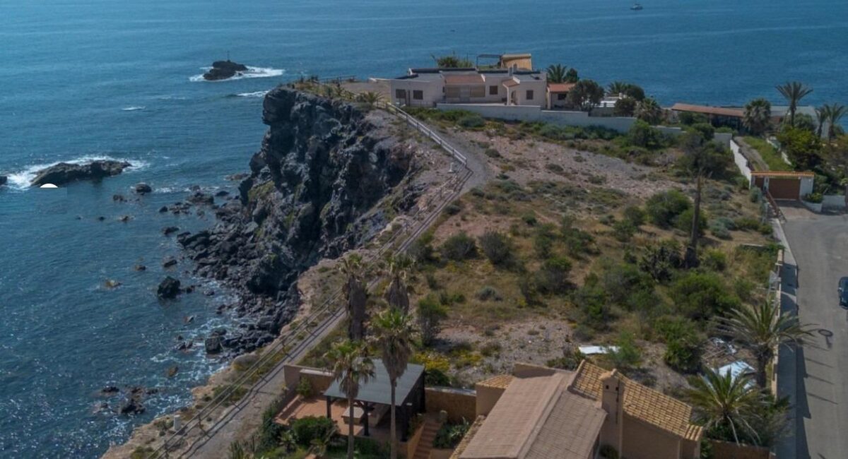 Villa with 3 bedrooms, 280m² in Cabo de Palos, Spain [ID: 0137-N9795]