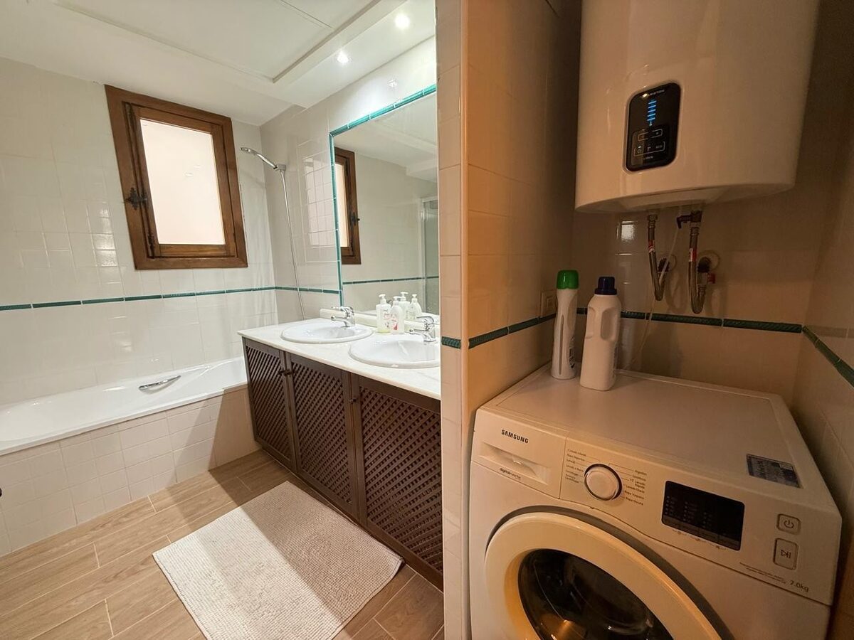 Apartment with 1 bedroom, 90m² in Punta Prima, Spain [ID: 0150-LS-1506]