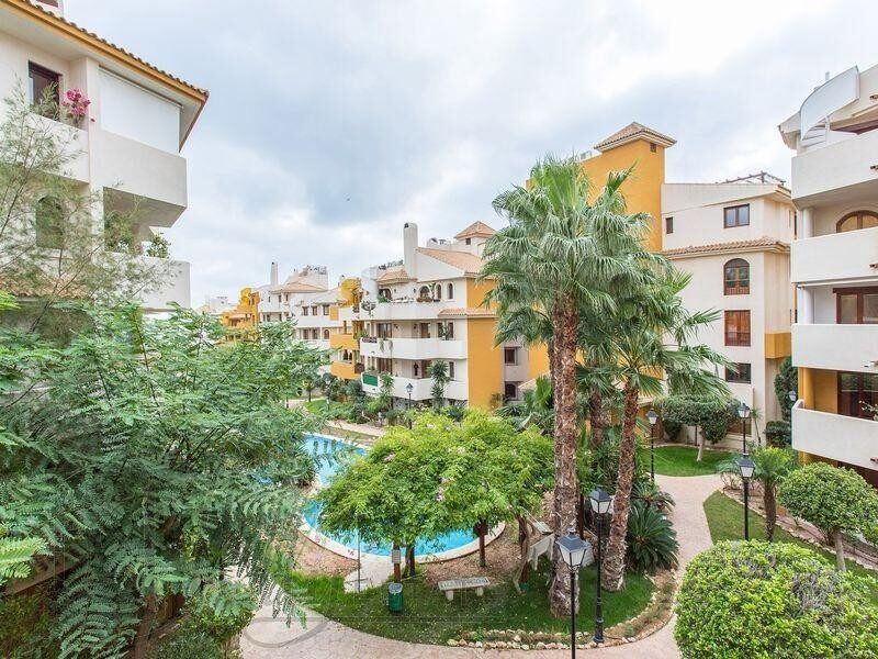 Apartment with 1 bedroom, 90m² in Punta Prima, Spain [ID: 0150-LS-1506]