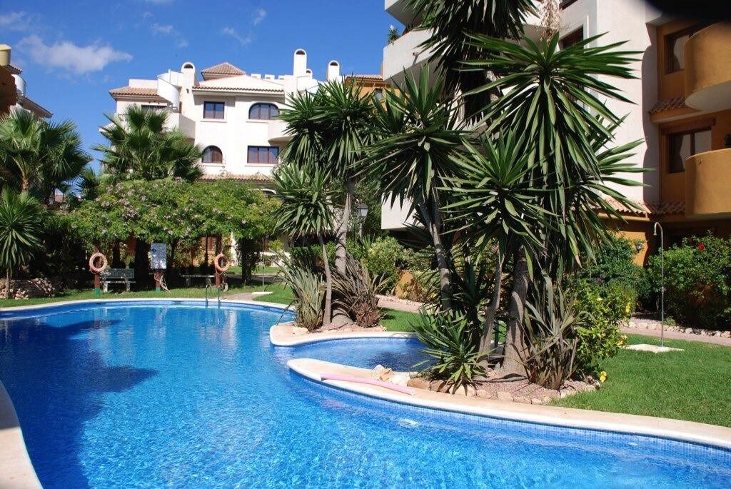 Apartment with 1 bedroom, 90m² in Punta Prima, Spain [ID: 0150-LS-1506]