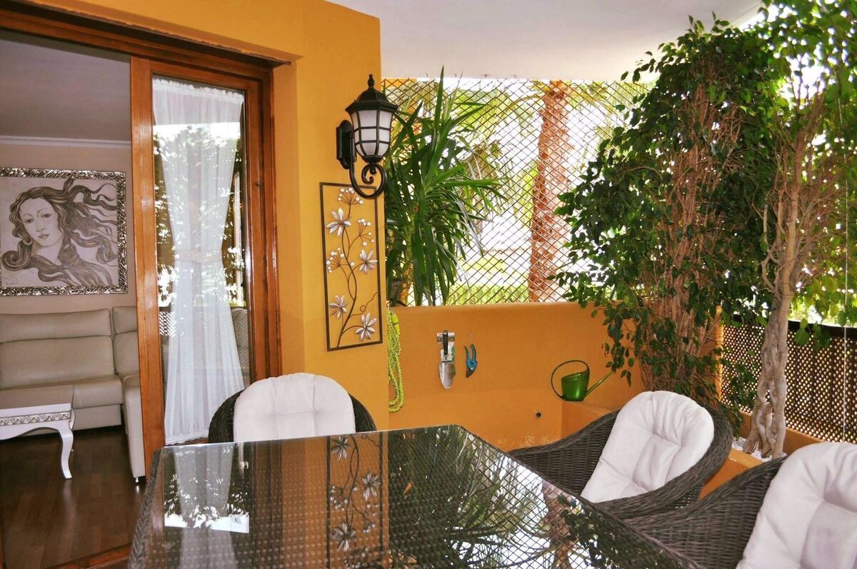 Apartment with 1 bedroom, 90m² in Punta Prima, Spain [ID: 0150-LS-1506]