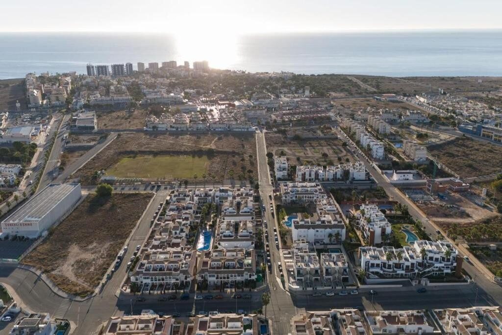 Ділянка / Земля в Оріуела Коста, Іспанія [ID: 0150-LS-2506]