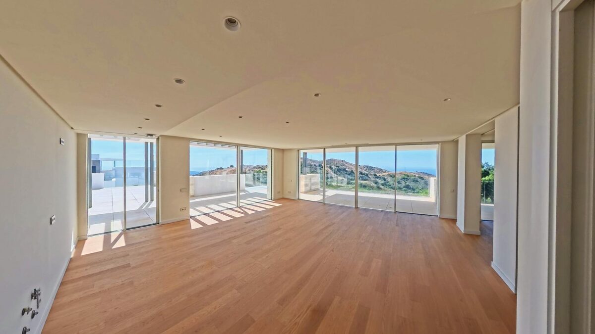Apartament z 4 sypialniami, 288m² w ojen, Hiszpania [ID: 0137-N9872]