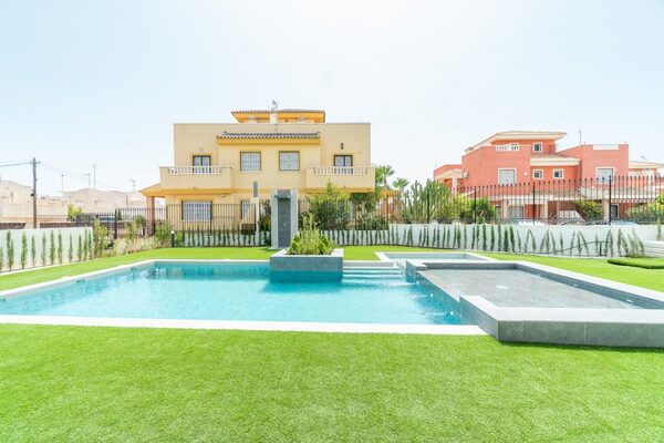 Bungalow w Torrevieja, Hiszpania, 82m² - obraz 46
