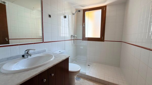 Apartment in Punta Prima, Spain - image 7