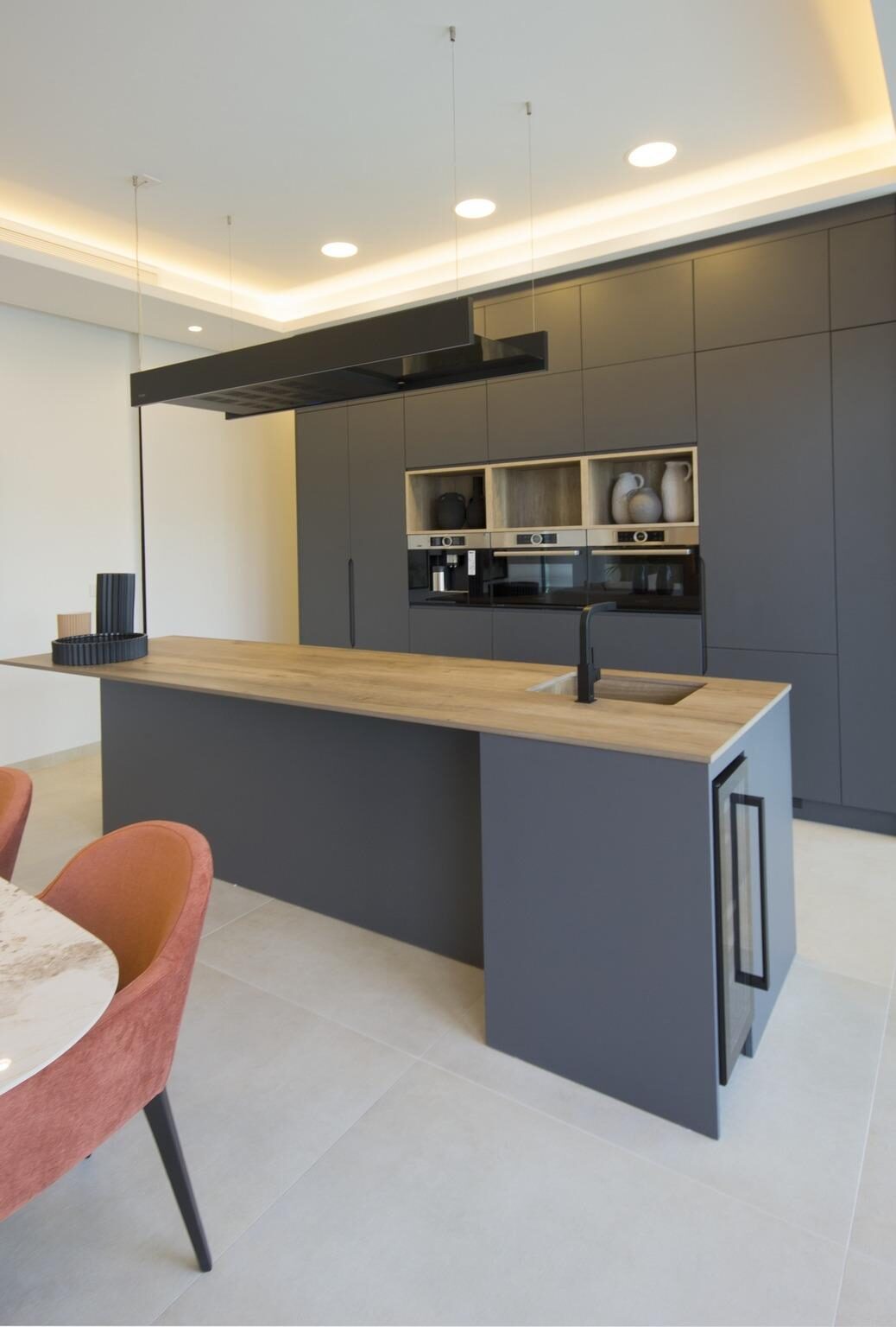 Вілла з 3 спальнями, 150м² в Рохалес, Іспанія [ID: 0137-N6529]