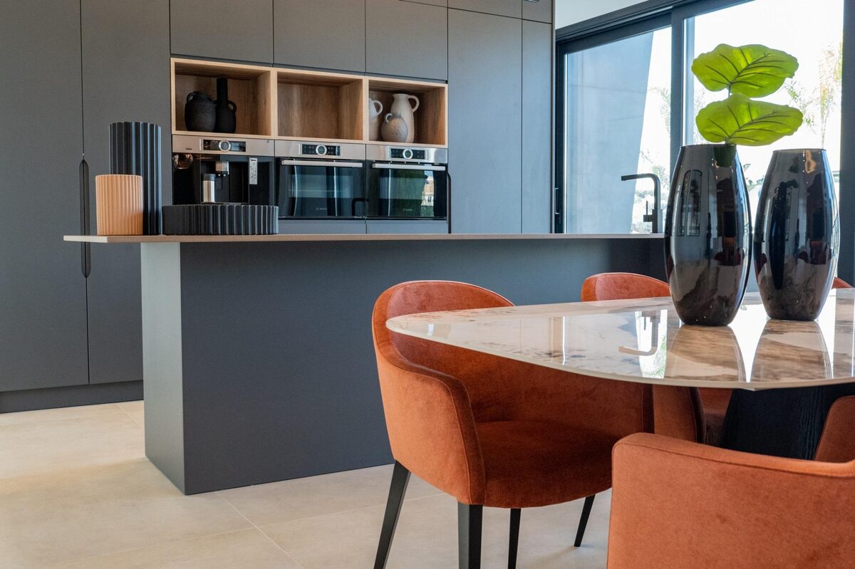 Вілла з 3 спальнями, 150м² в Рохалес, Іспанія [ID: 0137-N6529]