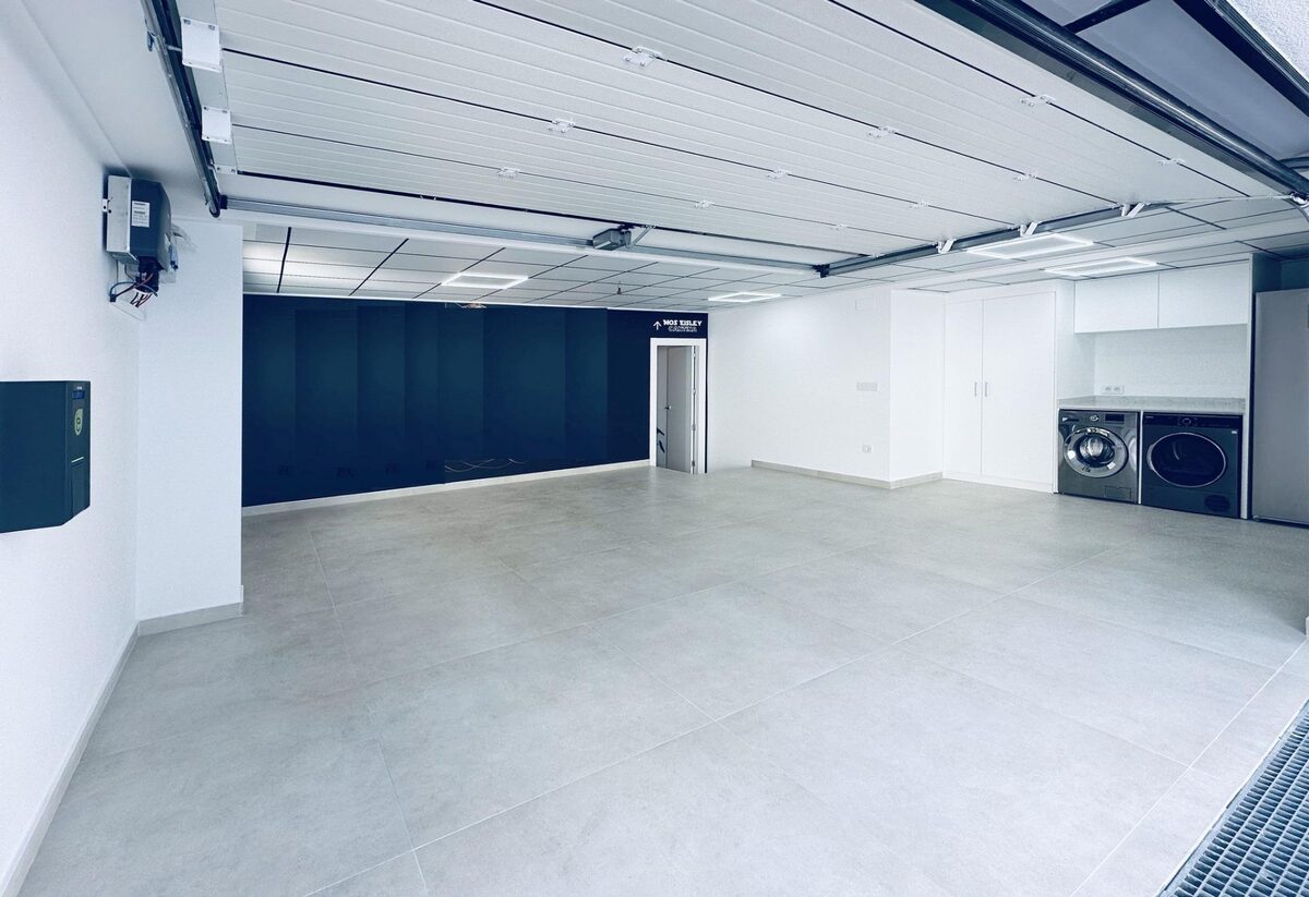 Вілла з 3 спальнями, 150м² в Рохалес, Іспанія [ID: 0137-N6529]