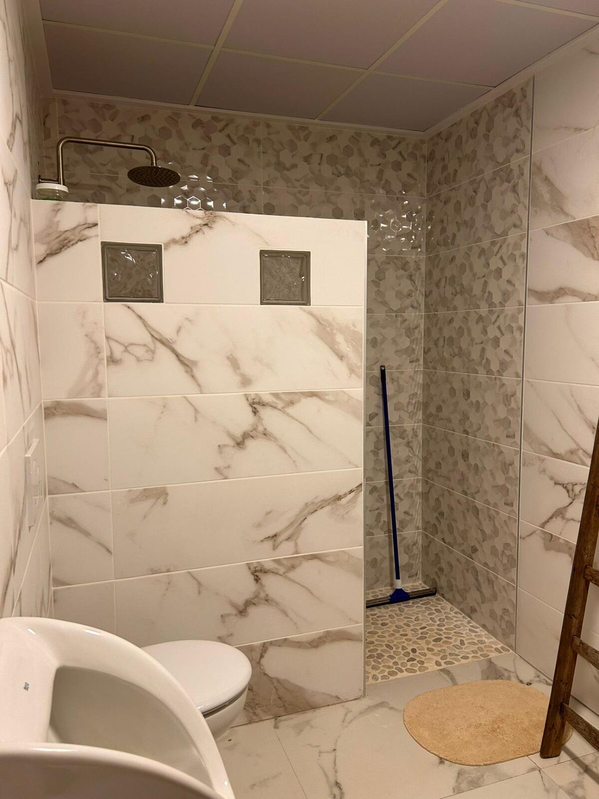 Вілла з 4 спальнями, 283м² в Піносо, Іспанія [ID: 0137-N9954]