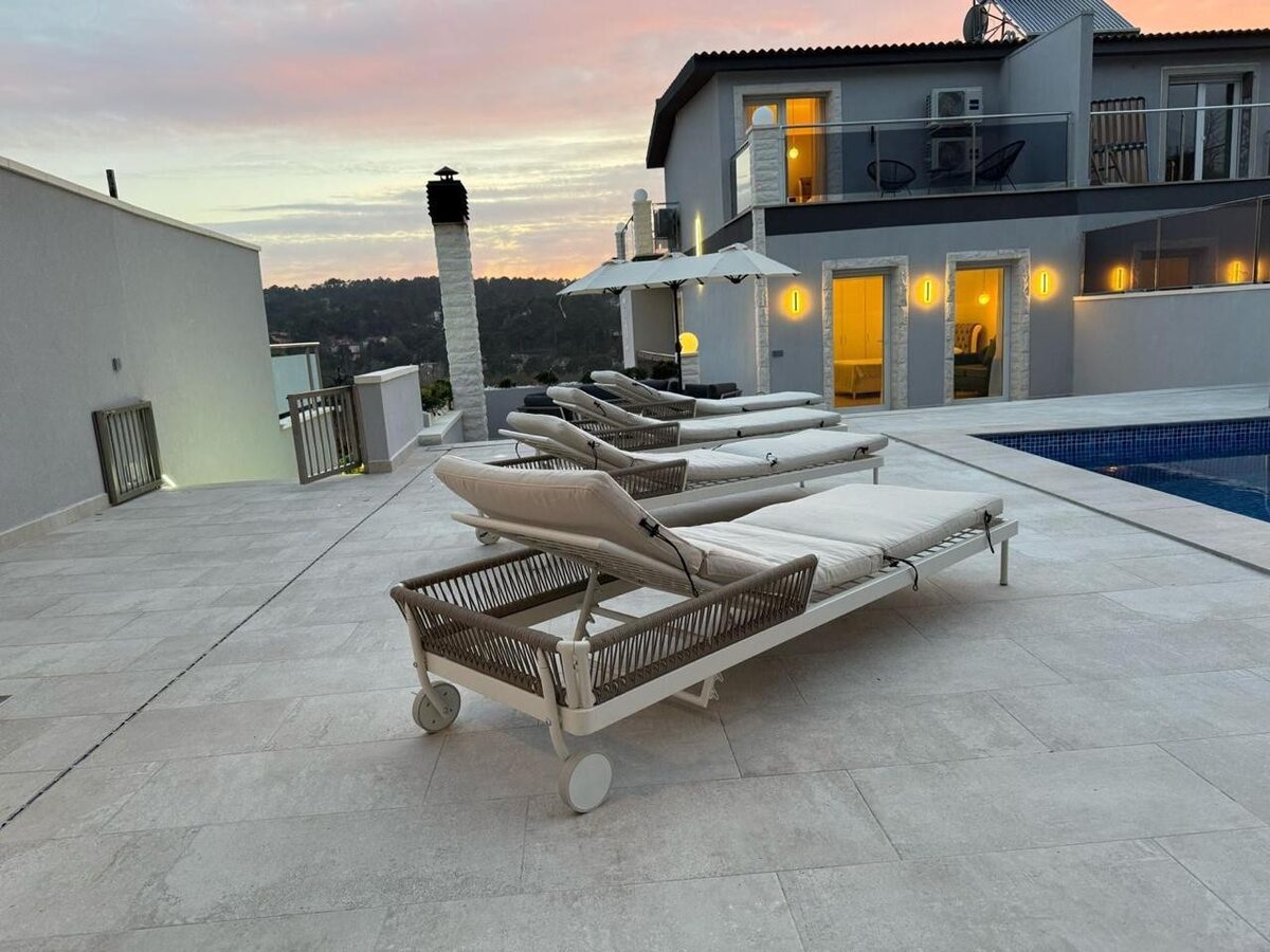 houses z 4 sypialniami, 230m² w Benissa, Hiszpania [ID: 0150-LS-2307]