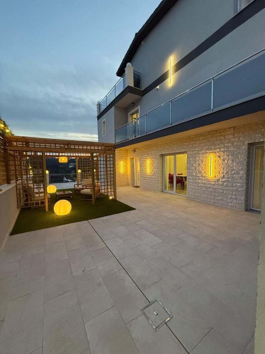 houses z 4 sypialniami, 230m² w Benissa, Hiszpania [ID: 0150-LS-2307]